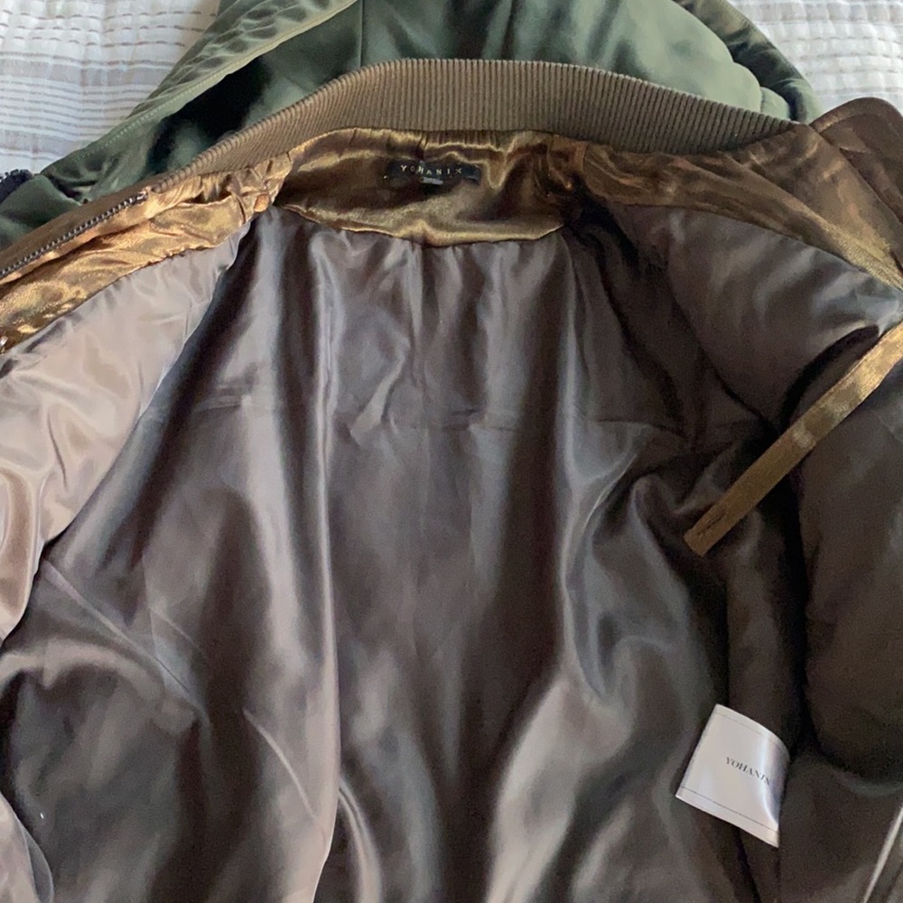 Yohanix Jacket - Picture 10 of 10